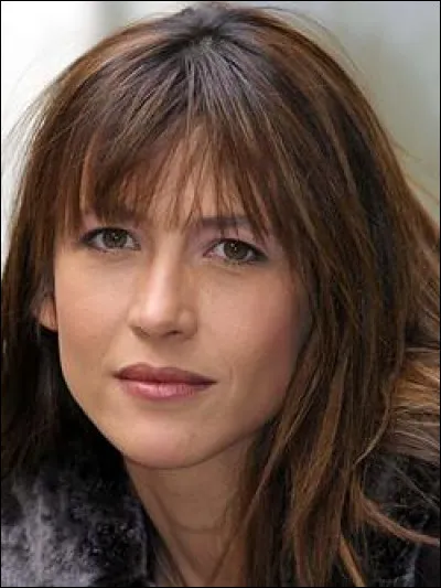 Qui est cette actrice et réalisatrice française ?