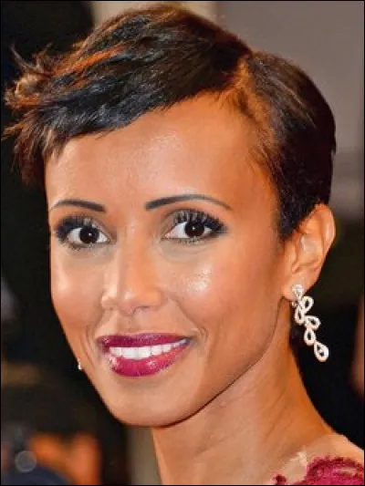 Qui est cette actrice, Miss France 2000 et réalisatrice franco-rwandaise ?