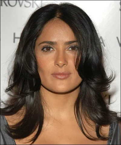 Qui est cette actrice, réalisatrice, scénariste et productrice mexicano-américaine ?