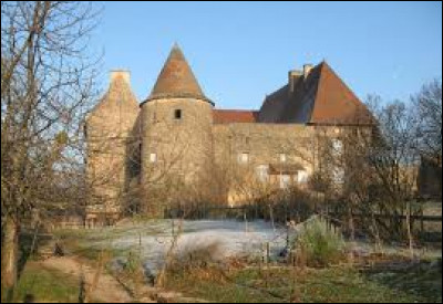 Nous commençons notre balade au château de Corcelle de Bourgvilain. Commune Saône-et-Loirienne, elle se situe en région ...