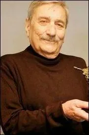 Othon Aristids est surtout connu pour tre l'auteur de 'Philmon'. Cependant, on le connait mieux sous le pseudo de ...