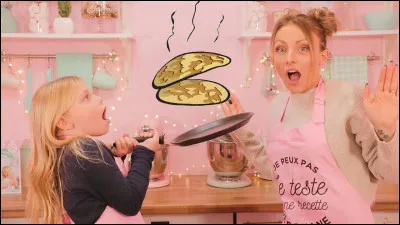 Comment s'appelle sa chaîne YouTube ?