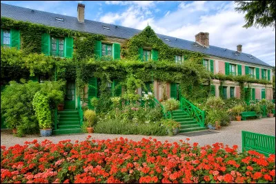 Où peut-on visiter la maison du peintre Claude Monet ?