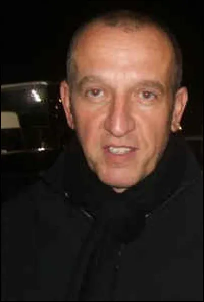 Comment s'appelle son p&egrave;re ?