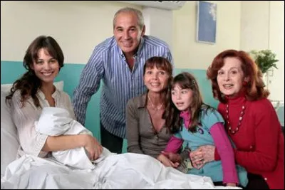 Clem veut-elle garder son bébé ?