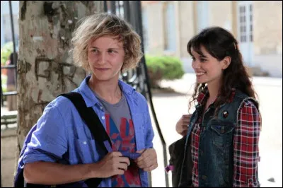 Où Clem et Julien vont-ils aller en vacances dans l'épisode 3 ?