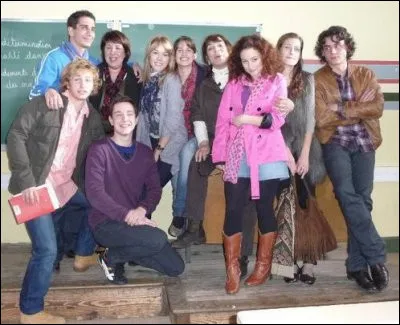 Comment s'appelle la prof de français de la classe de Clem ?