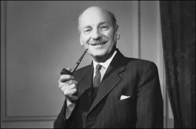 Cet homme politique britannique, chef du parti travailliste de 1935 à 1955 et Premier ministre de 1945 à 1951, c'est ... Attlee.