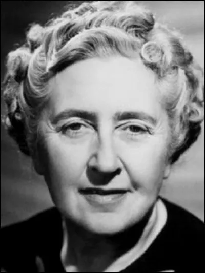 Qui est cette écrivaine britannique, auteure de nombreux romans policiers ayant pour héros, Hercule Poirot et Miss Marple, morte en 1976 ?
