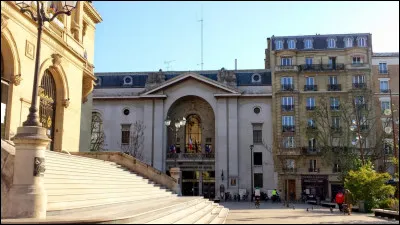 Ville de 85 000 habitants de la banlieue parisienne, dans les Hauts-de Seine :