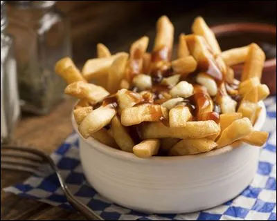 Comment s'appelle ce célèbre plat québécois ?