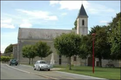 Commune de Nouvelle-Aquitaine, dans l'arrondissement de Niort, Paizay-le-Chapt se situe dans le d&eacute;partement ...
