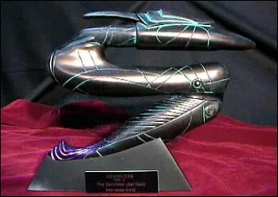 Comment s'appelle l'excellente arme de poing Goâ'uld ?