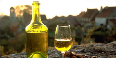 Le vin jaune est un vin de quel vignoble ?
