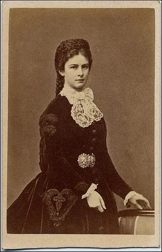 La photo repr�sente l'Imp�ratrice de quel pays ?