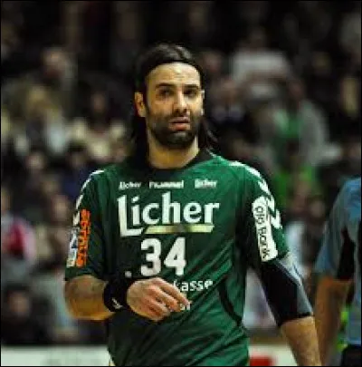 De quel pays est originaire Ivano Balić ?