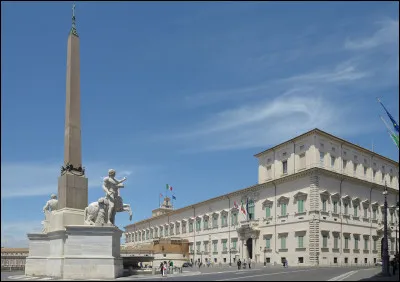 Quel est ce palais sis &agrave; Rome, r&eacute;sidence officielle du pr&eacute;sident de la R&eacute;publique italienne ?