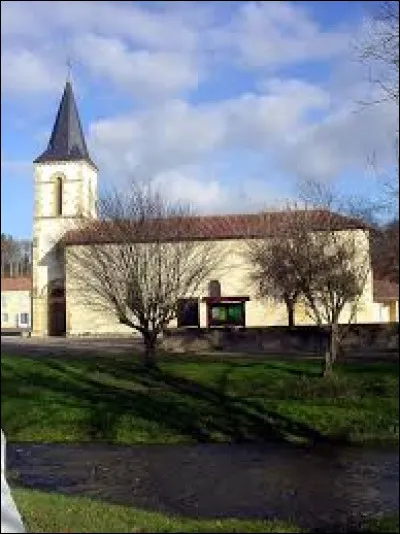 Voici l'&eacute;glise Saint-Jean-Baptiste de Bahus-Soubiran. Commune de Nouvelle-Aquitaine, dans l'ancienne r&eacute;gion Aquitaine, elle se situe dans le d&eacute;partement ...