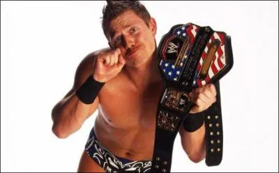 Qui est le partenaire de Big Show ?