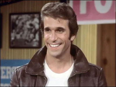 Dans la série télé "Happy Days", quel est le surnom du rocker interprété par Henry Winkler ?