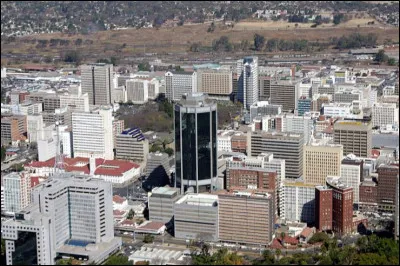 H comme cette ville africaine, capitale du Zimbabwe :