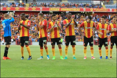 De quel club de football, ''Les Corons'' est-il devenu l'hymne ?