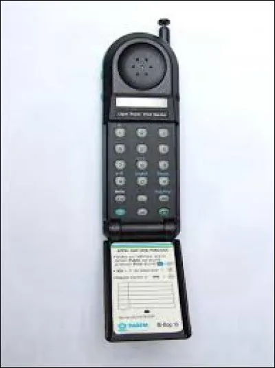 Quel est l'ancêtre du téléphone portable ?