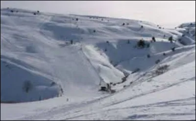 Station qui pourrait se trouver &agrave; un kilom&egrave;tre &agrave; pied, deux kilom&egrave;tres &agrave; pied, trois kilom&egrave;tres &agrave; pied....