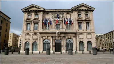 Le maire actuel, Jean-Claude Gaudin, ne se représente pas. L'élection s'annonce incertaine entre Martine Vassal (LR), Stéphane Ravier (RN), Yvon Berland (LREM) et Michèle Rubirola (gauche). La ville est :