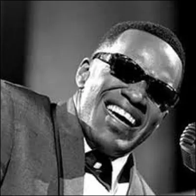 Ray Charles a chant&eacute; ''I Can't Stop Loving You''. En 2005, qui a obtenu l'Oscar du meilleur acteur pour avoir incarn&eacute; le chanteur dans ''Ray'' ?