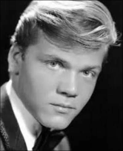 En 1988, qui a chant&eacute; ''Derniers baisers'', une adaptation en fran&ccedil;ais de ''Sealed with a Kiss'' de Brian Hyland ?