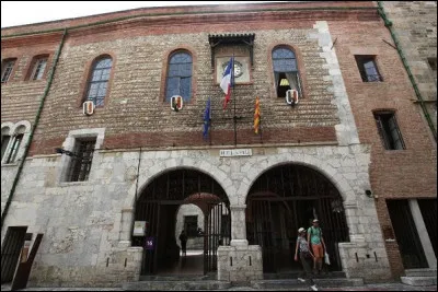 Jean-Marc Pujol maire LR depuis 2009, sera opposé à Louis Aliot (RN), Agnès Langevine (EELV/PS), Romain Grau (LREM), Caroline Forgues (LFI/PCF) dans cette ville du sud :