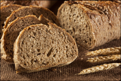 Pour votre santé il est préférable de consommer du pain de seigle en opposition au pain blanc.