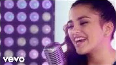 Quel est sa première chanson ?https://m.youtube.com/watch ?v=BpfObfoFcVU