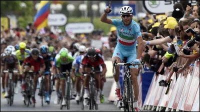 L'édition 2014 du Tour de France a été remportée par l'italien Vincenzo Nibali.