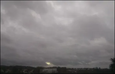 Quelle est la ville métropolitaine où il pleut le plus ?