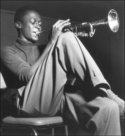 Le "jazz de la côte ouest" de Dave Dave Brubeck était aussi connu sous quel autre nom, spécialement entre les mains de Miles Davis ?