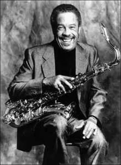 Quel autre saxophoniste t&eacute;nor a codirig&eacute; un quatuor avec Johnny Griffin ?