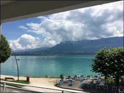 Dans quel département se situe le lac du Bourget ?