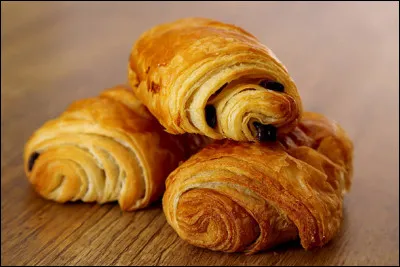 Pain au chocolat contre chocolatine, grand débat qui divise la France, mais qui remporte la partie ?