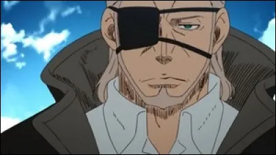 Qui a sauvé Shinra lors de l'incident tuant sa mère ?