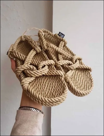 Sur un bateau, qu'appelle-t-on un bout ?