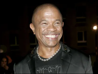 Qui est ce chanteur ?