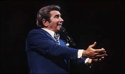 Il était de quelle couleur ''Le petit oiseau'' de Gilbert Bécaud ?