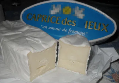 Quel est ce fromage à pâte molle et à croûte fleurie fabriqué en Haute-Marne ?