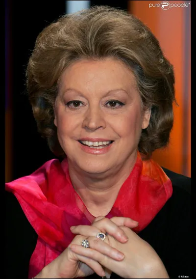 Cette femme de lettres, auteur de "L'Allée du Roi", "Les enfants d'Alexandrie", c'est ... Chandernagor.