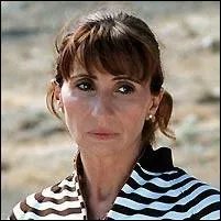 Ariane Ascaride, apprcie pour son fort temprament, se rvle tonnante de sobrit dans certains de ses plus grands rles. Dans lequel de ces films n'a-t-elle jamais jou ?