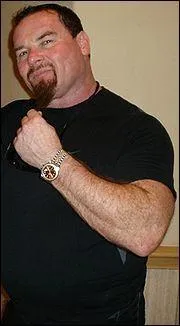 Jim Neidhart est-il ?