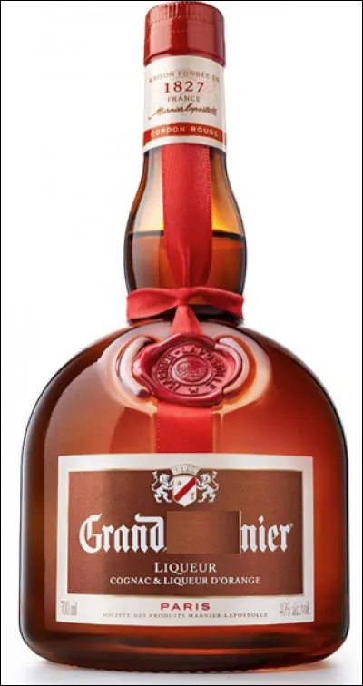 Quelle est cette liqueur à base de cognac et d'oranges amères, titrant 40° d'alcool ?