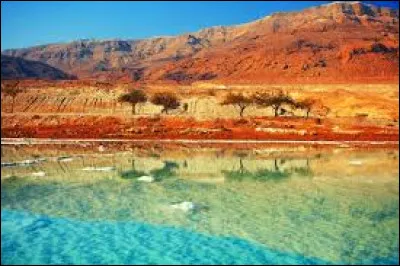 Laquelle de ces propositions sur la Jordanie est vraie ?